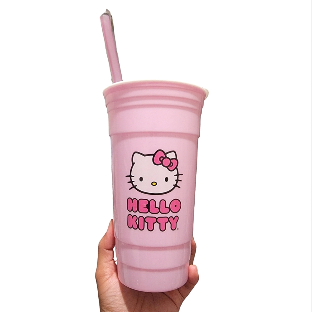 Hello Kitty 32 oz. Travel Tumbler